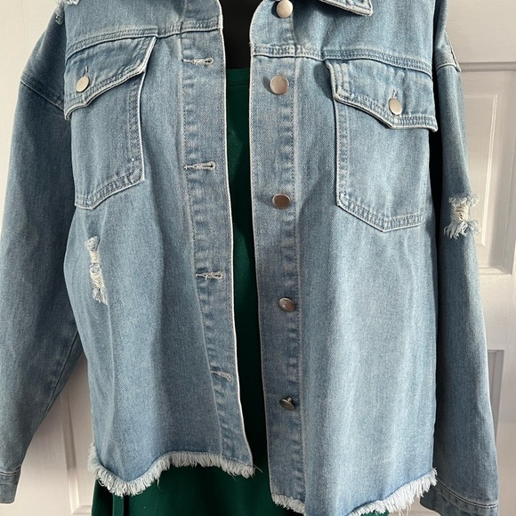 Denim Jean Jacket Size Small NWT - Picture 2 of 3